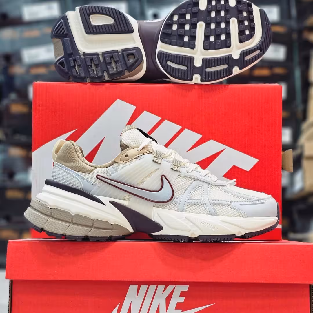 کتونی نایک مدل V2K Run ساخت ویتنام