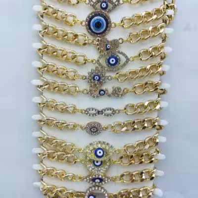 دستبند کارتیر چشم و نظر نگین دار