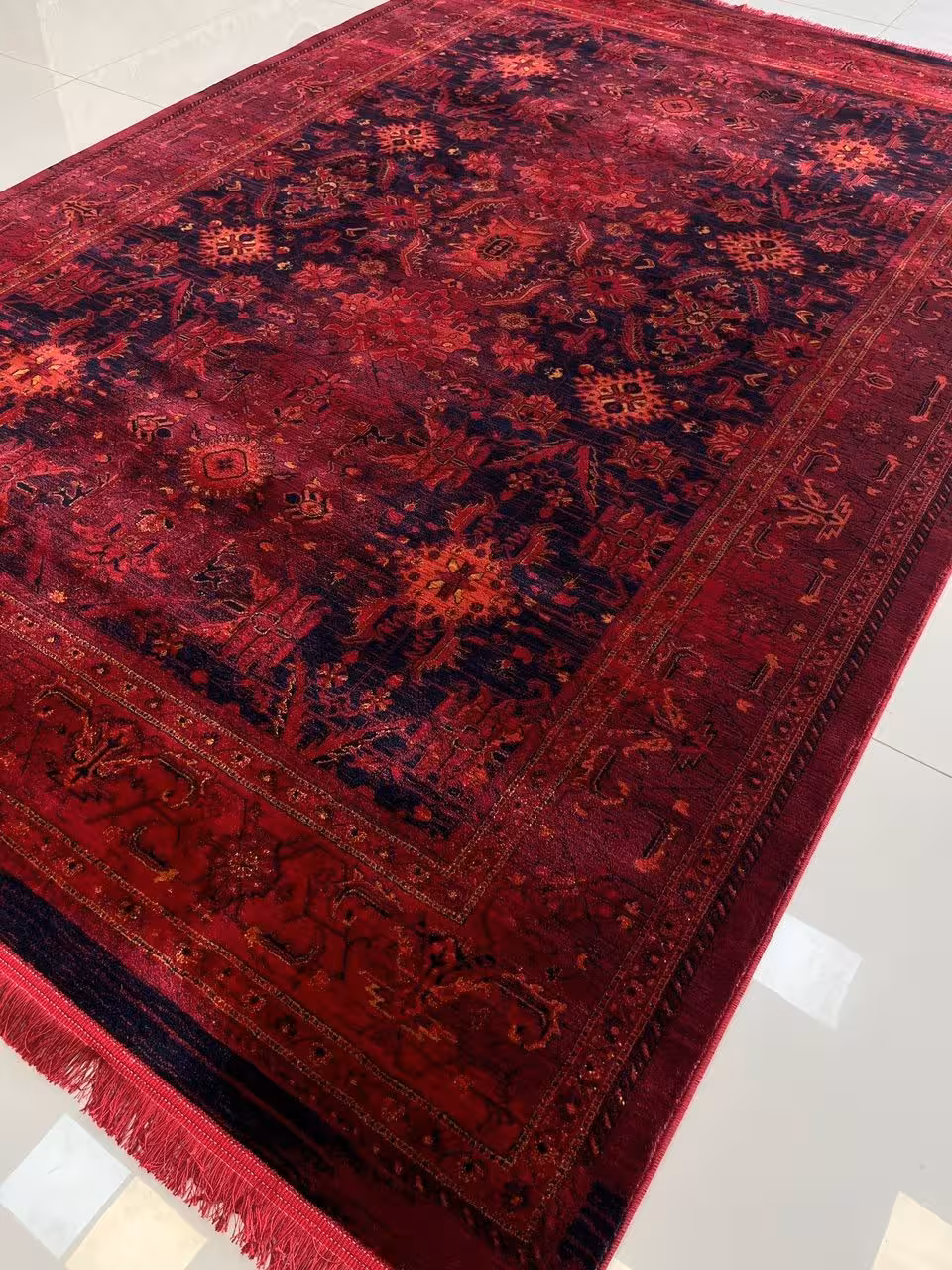 فرش لاکی 700شانه کاشان  تراکم 2100