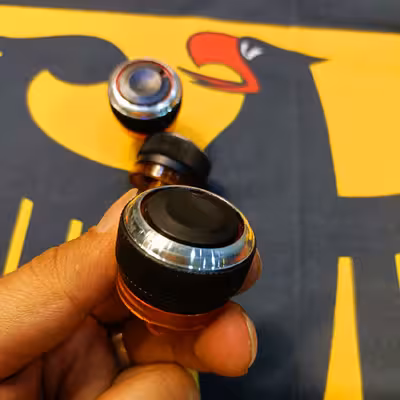 ولوم کنترل سرعت تهویه کولر و بخاری خودرو ام پی پارس مدل VOLB-MESH مناسب برای پژو 206 مجموعه 3 عددی