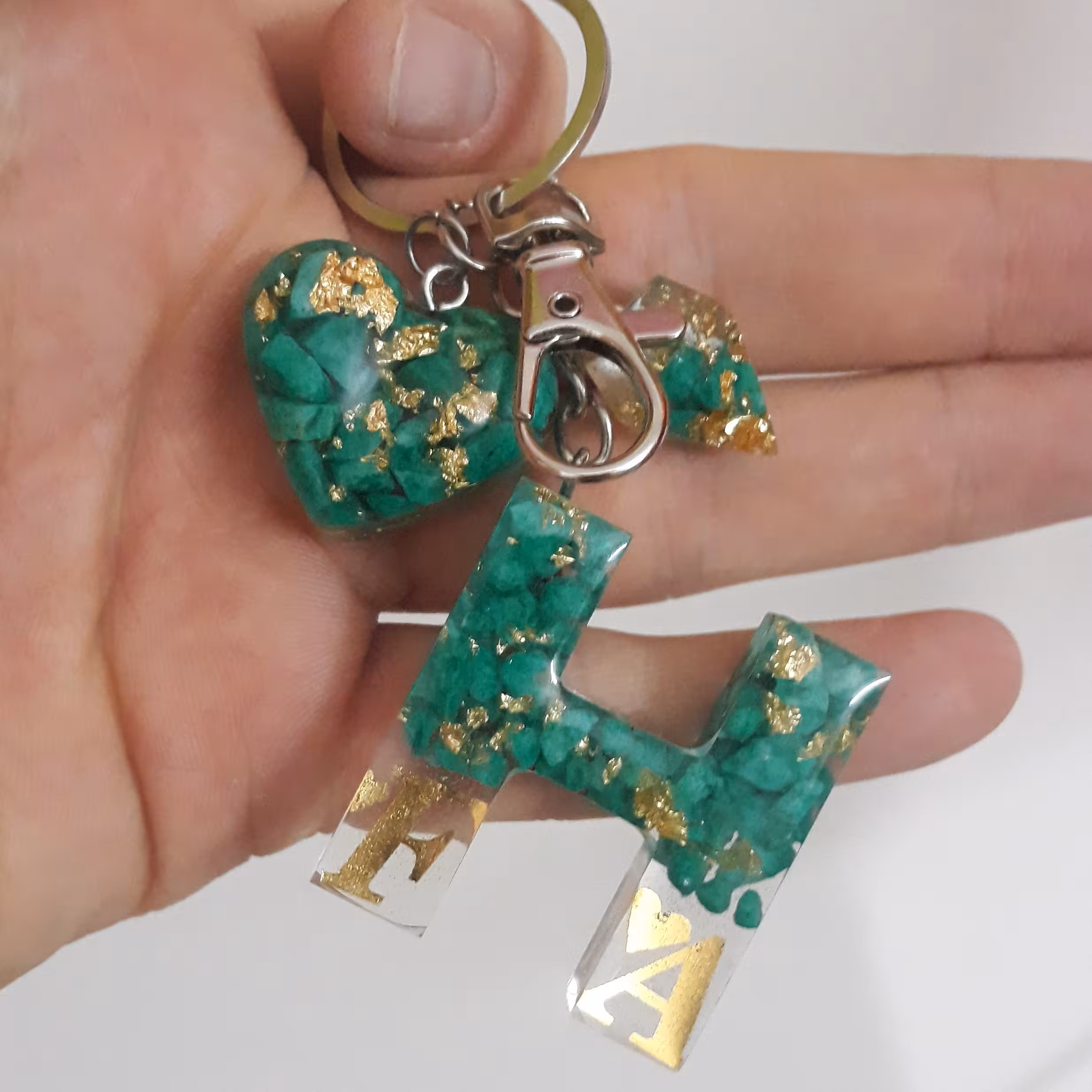 جاکلیدی سنگی با رزین با حروف مورد علاقه