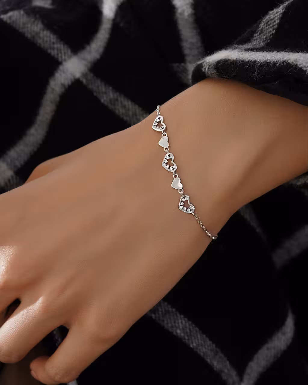 دستبند نقره زنانه وارداتی کد 30099