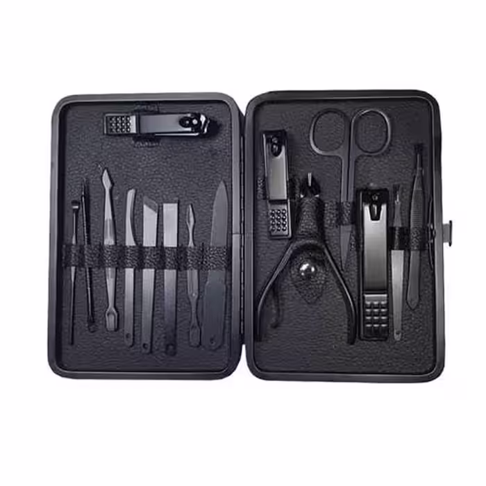 کیت مانیکور گرین مدل Green Lion GNLMKIT18IN1