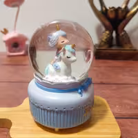 گوی موزیکال دختر خرگوش سوار 