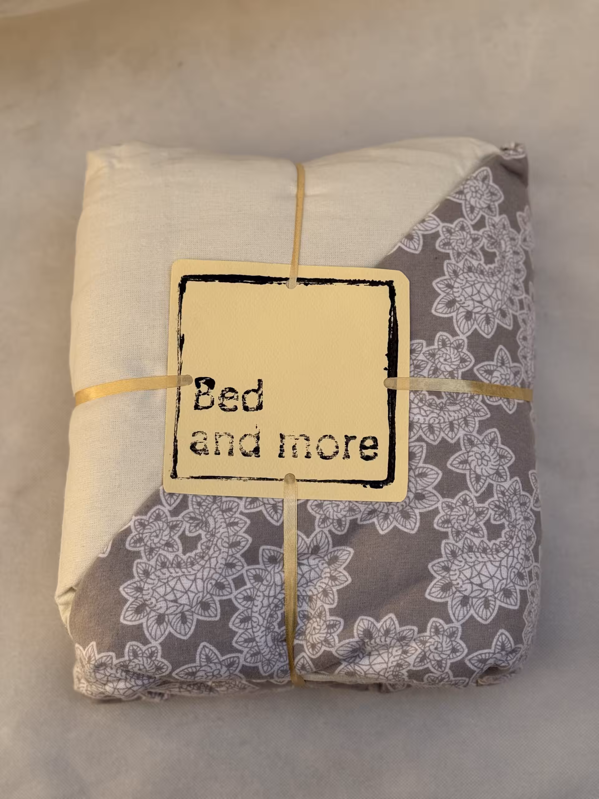 روتختی دو نفره چهار تکه کدL27 (کاور تشک،روانداز،دو عدد روبالشتی)