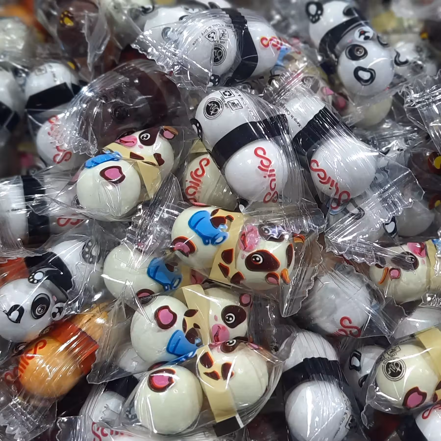 شکلات عروسکی ایکی بال سایرو یک کیلویی