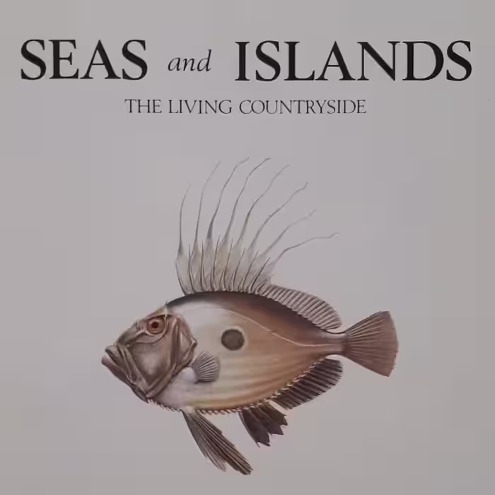 كتاب Seas and Islands اثر جمعي از نويسندگان انتشارات The Living Countryside