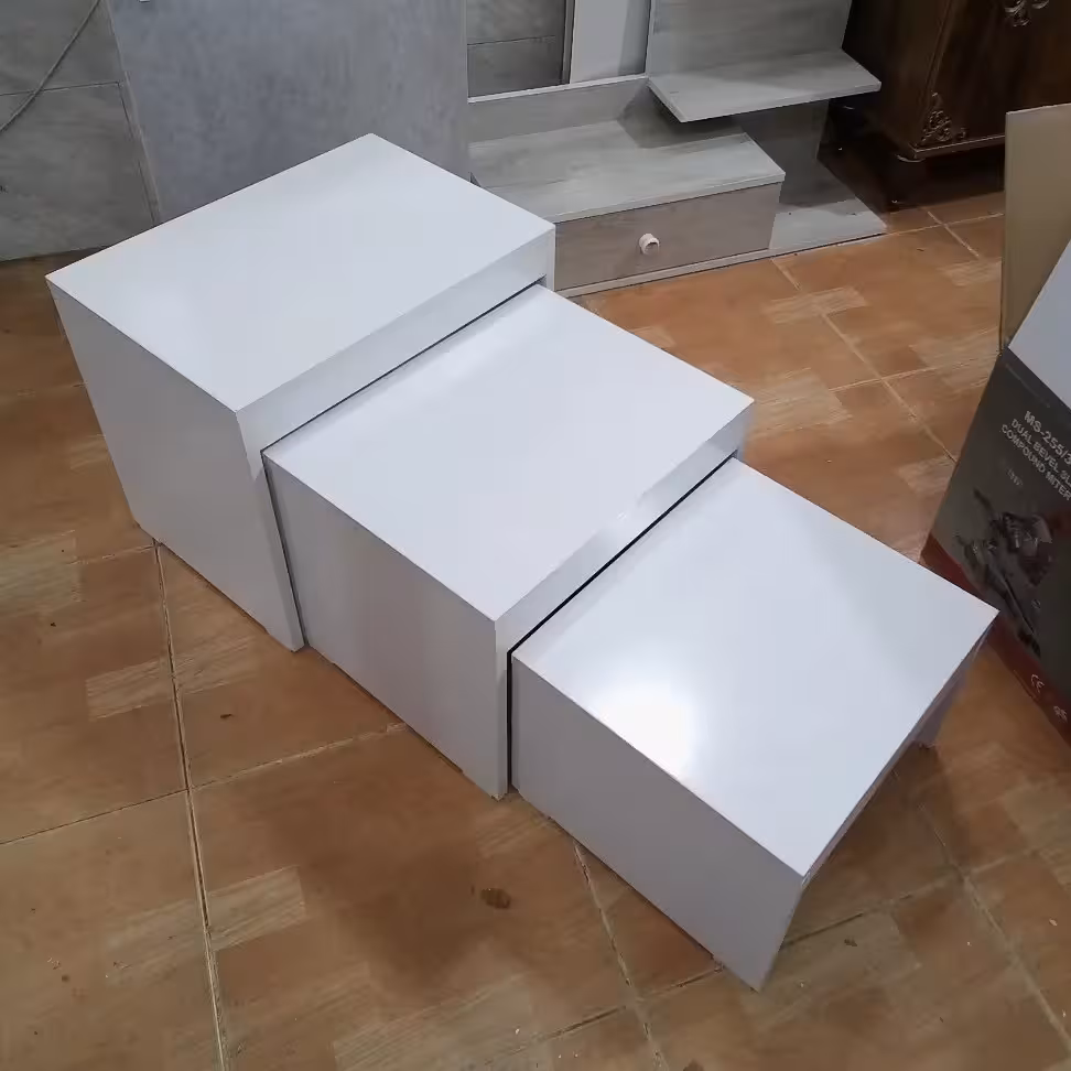 میز عسلی سه تیکه،ارسال با باربری و هزینه به صورت پس کرایه به عهده مشتری