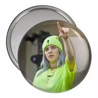 آینه جیبی خندالو مدل بیلی آیلیش Billie Eilish کد 19121