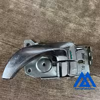 دستگیره درب سورنتو 826103E011