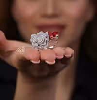 💍انگشتر جواهري لاکچری  گل و نگین یاقوتی با پروانه طلایی خاص و زیبا؛ نقره عیار 925(R_1238)