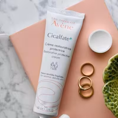 کرم ترمیم پوست مناسب برای جای زخم و جوش، بریدگی و سوختگی و بخیه 40 میل