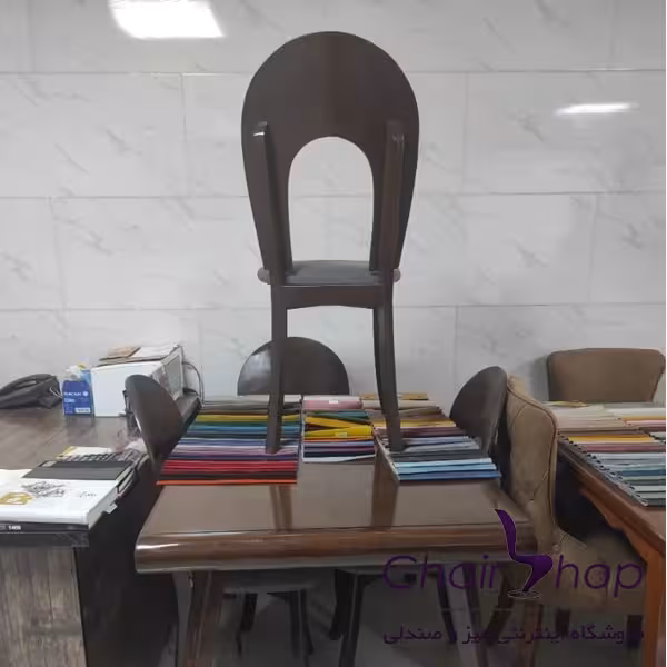 میزتک ناهارخوری چهارنفره رادیویی