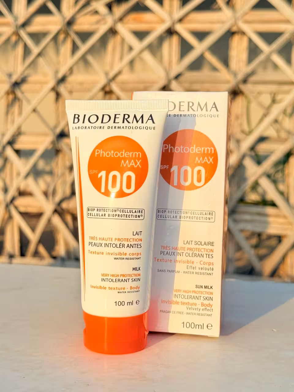 ضد آفتاب فلوییدی بیودرما spf 100 بی رنگ 12 تایی