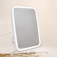 آینه رومیزی مستطیل ال ای دی  22*15 سفید  تیسا اکسسوری