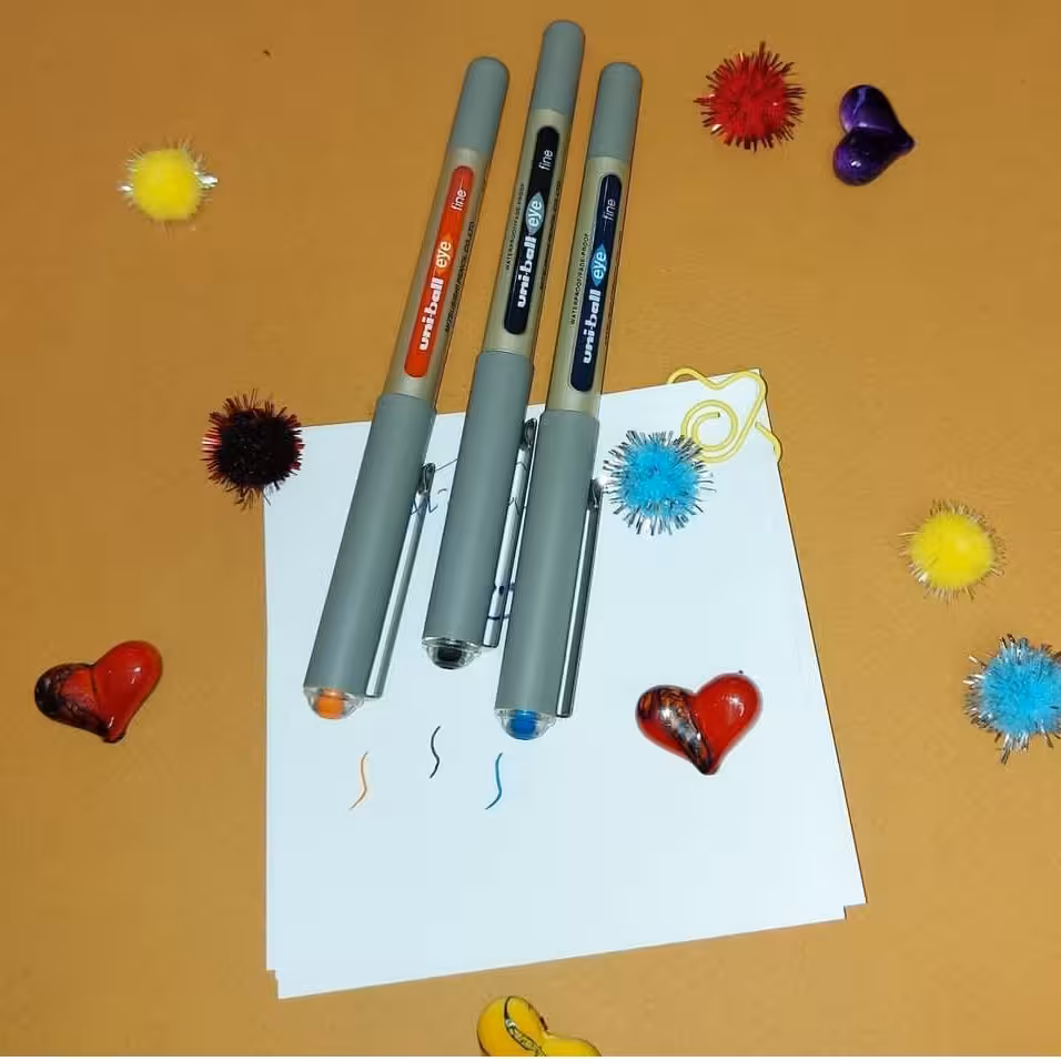 روان نویس یونی بال 