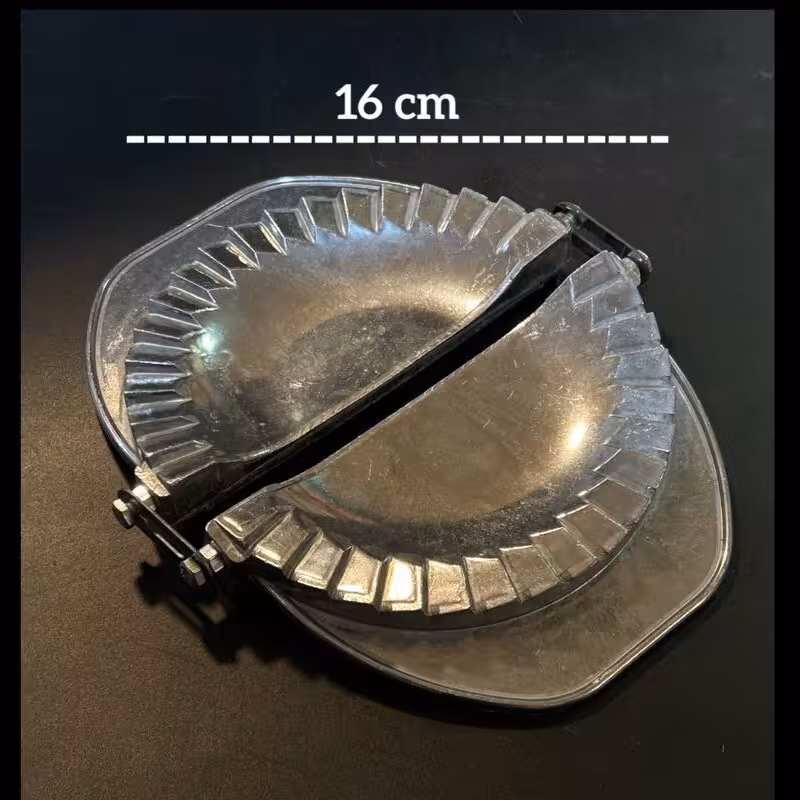 پیراشکی زن آلومینیوم بزرگ