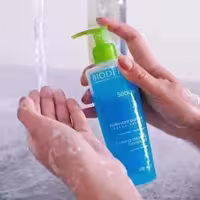 ژل شستشوی پوست چرب و مختلط بایودرما 500میل