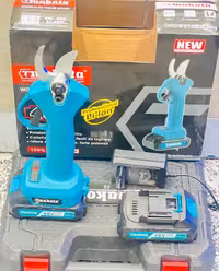 قیچی شارژی باغبانی 36 ولت دو باطری طرح ماکیتا مدل 36V