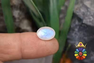 سنگ ماه رنگین کمانی(لابرادوریت سفید)