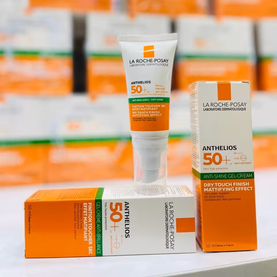 ضدآفتاب بدون رنگ لاروش پوزای 
