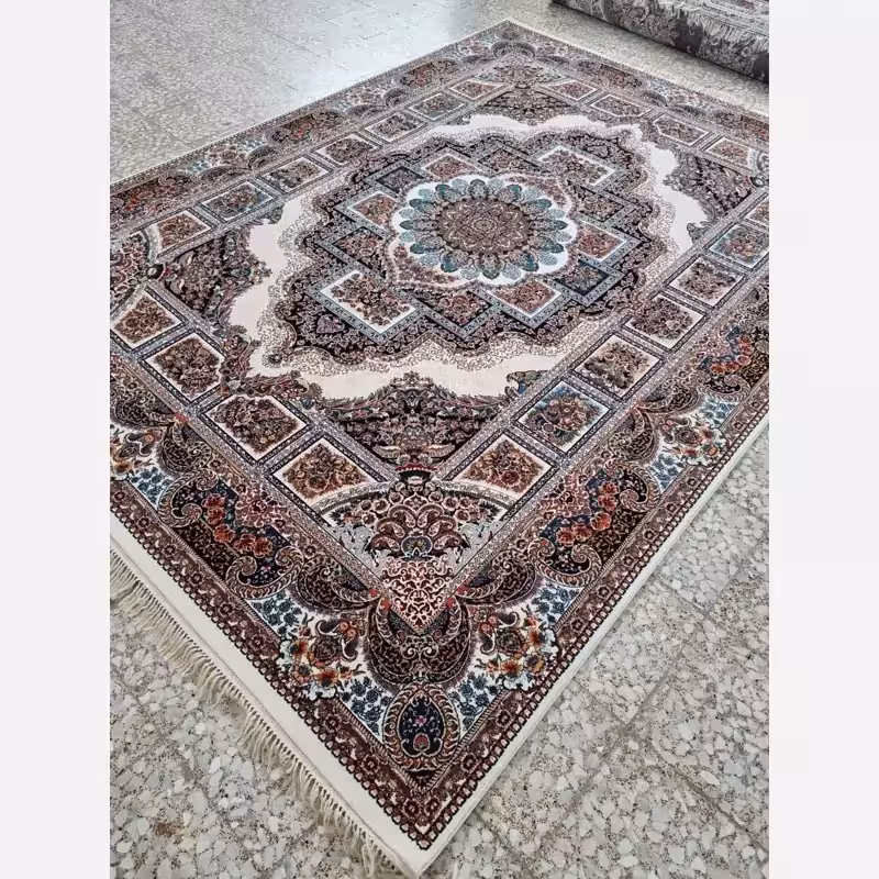 فرش ماشینی کاشان700شانه طرح حوض نقره کرم 9متری (با ارسال رایگان)