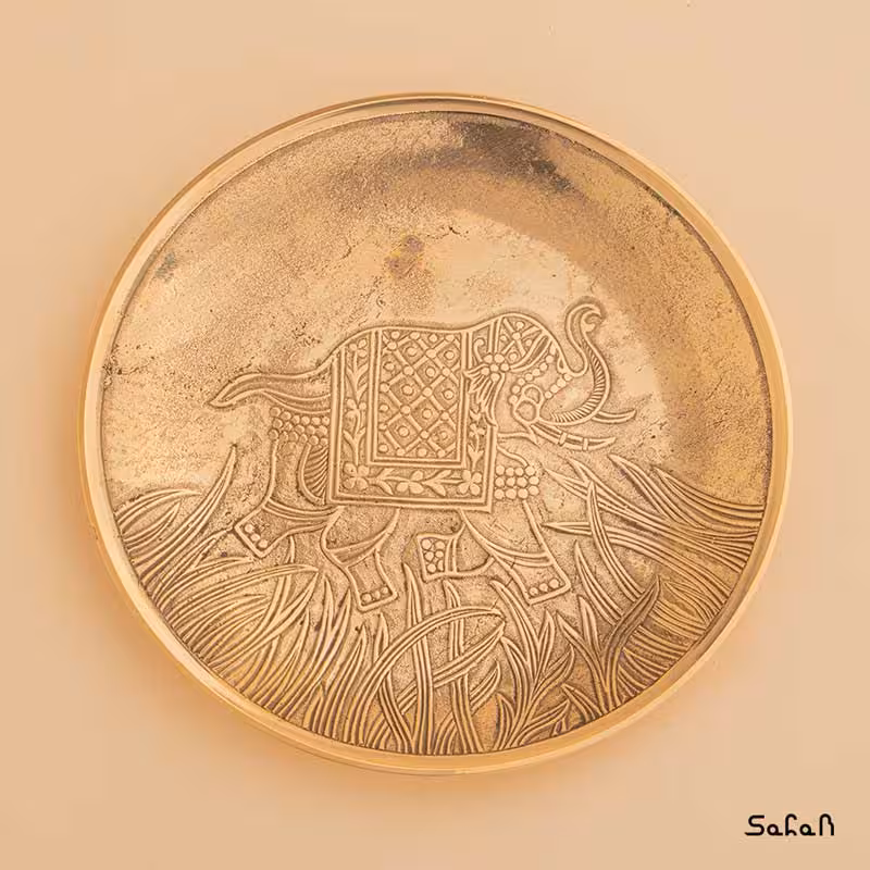 بشقاب برنجی دیوارکوب هندی مدل یاسمن