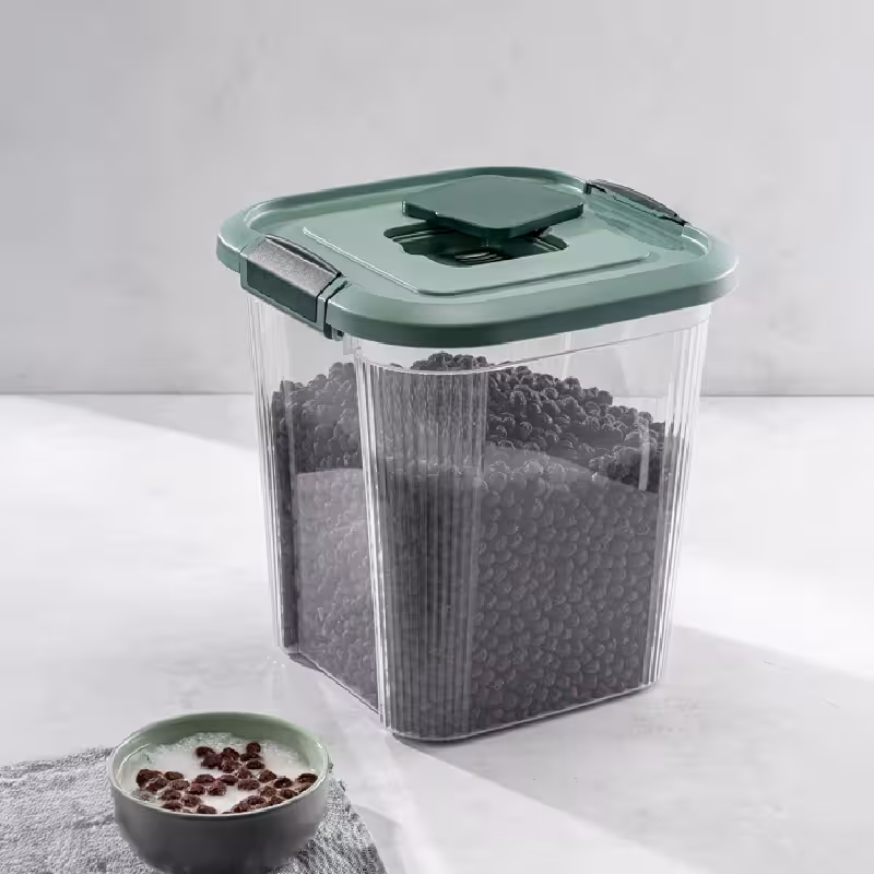 باکس دریچه دار ROYAL فولی لایف 12 لیتری کد 9974