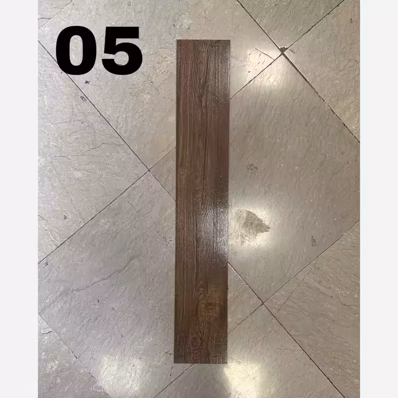 کارتون کفپوش PVC طرح چوب بدون چسب کد 05، 3/24مترمربع، بسته 24عددی طرح چوب (پس کرایه)