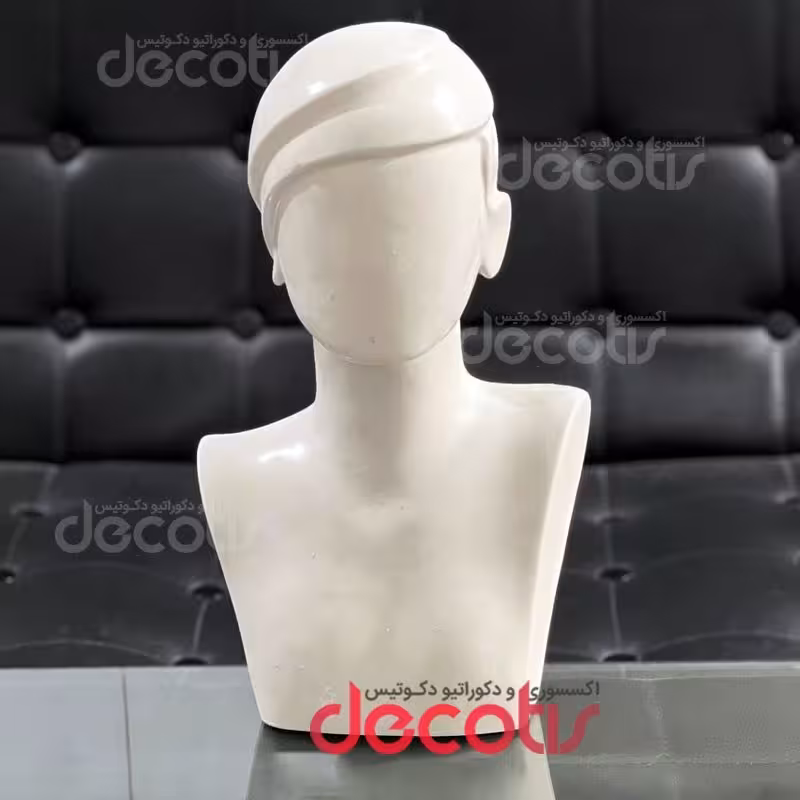 مانکن طلا نیم تنه گرافیکی