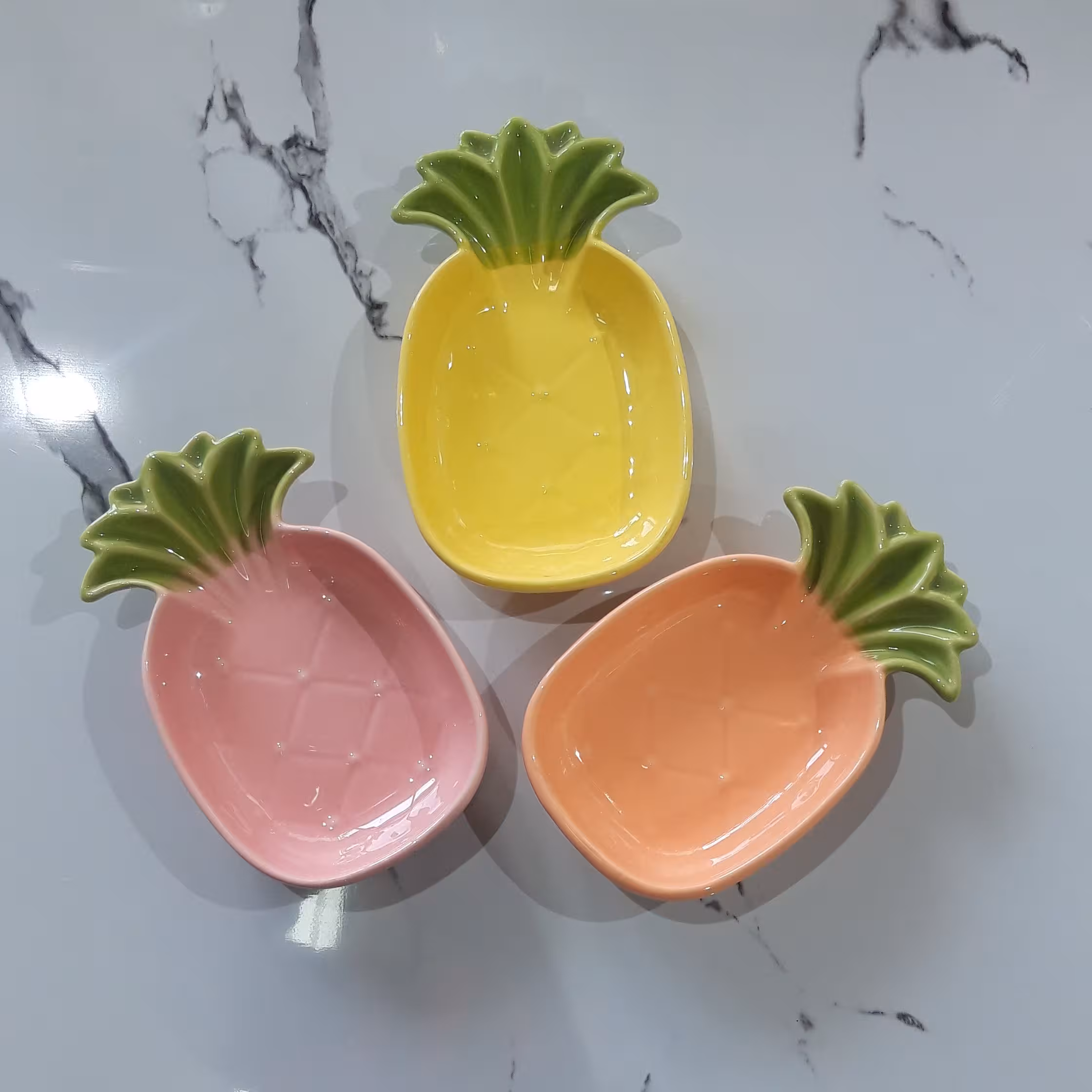 ظرف طرح آناناس گود
