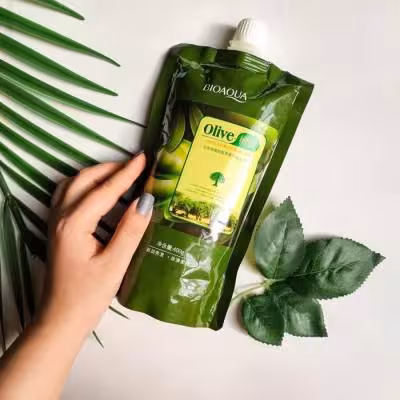 ماسک مو داخل حمام زیتون بیواکوا اورجینال