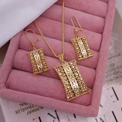 نیم ست طرح طلا.