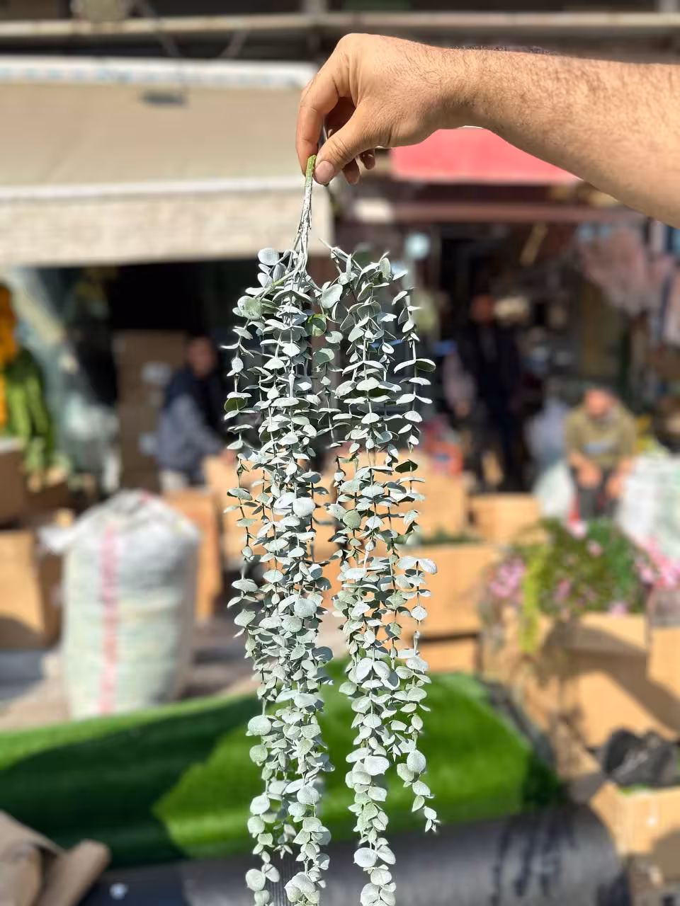 آویز شمشاد مصنوعی طرح یخی