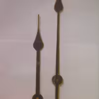 عقربه طلای 30 سانتی