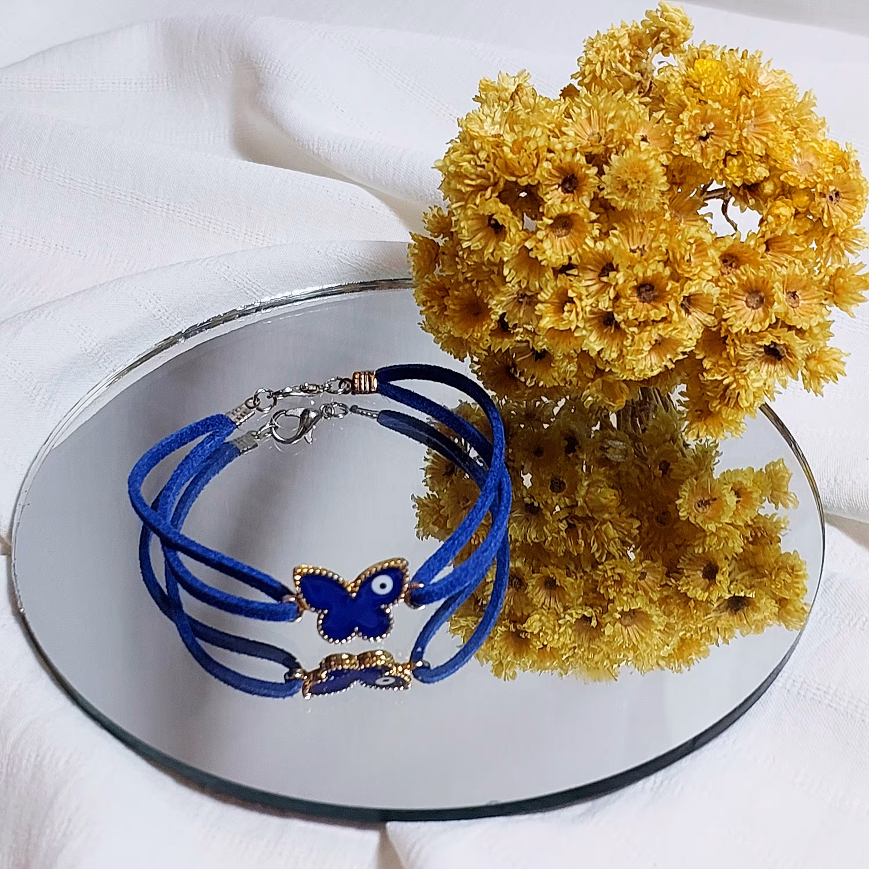 دستبند پروانه ای 