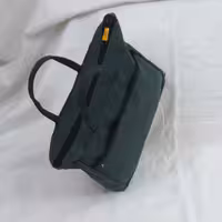 کیف ابزار برزنتی سایز کوچک رنگ سبزوزن حدود 75 گرم مناسب برای ماشین