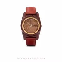 ساعت چوبی عشق