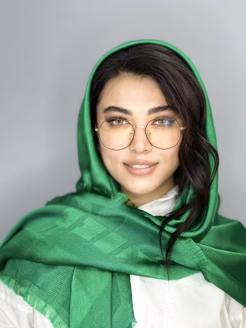 عينك طبي بلوكات چندضلعي اسپرت (براي كار باموبايل و زيبايي و يا تغيير عدسي مطابق نمره چشم)