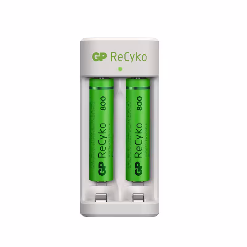 شارژر باتری جی پی مدل E211 به همراه دو عدد باتری قابل شارژ