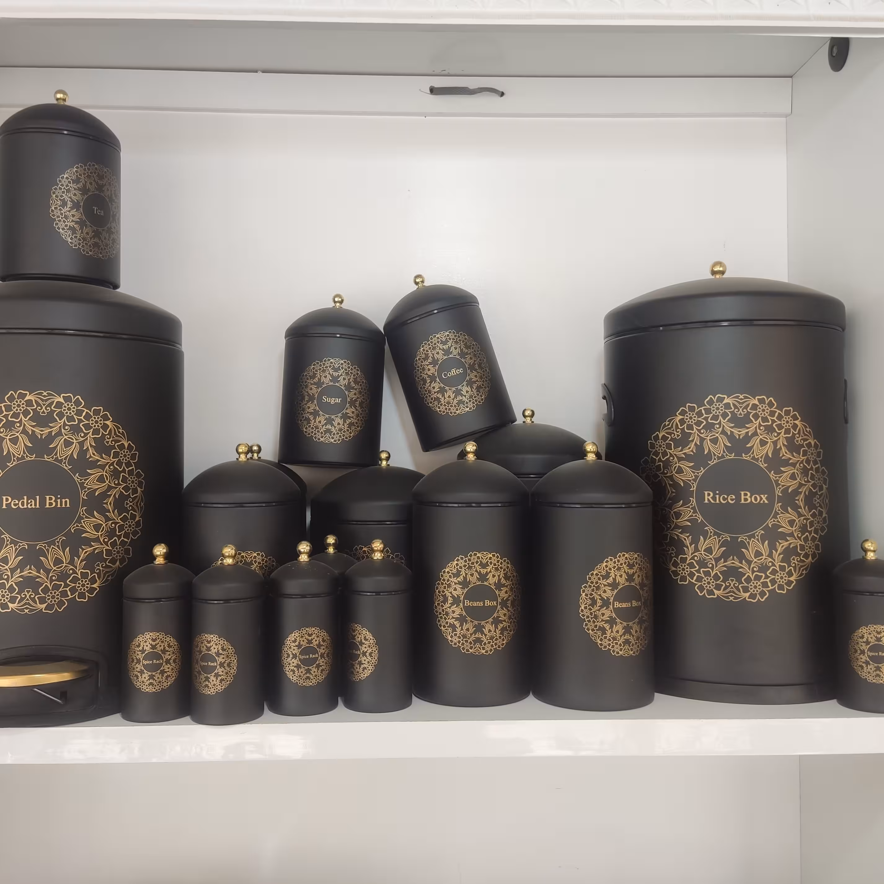 سرویس اشپزخانه سامست 17پارچه زنگ مشکی