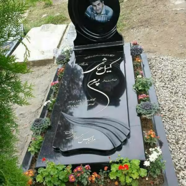 سنگ قبرسیمین بلک سوپرباغچه ای کد01011