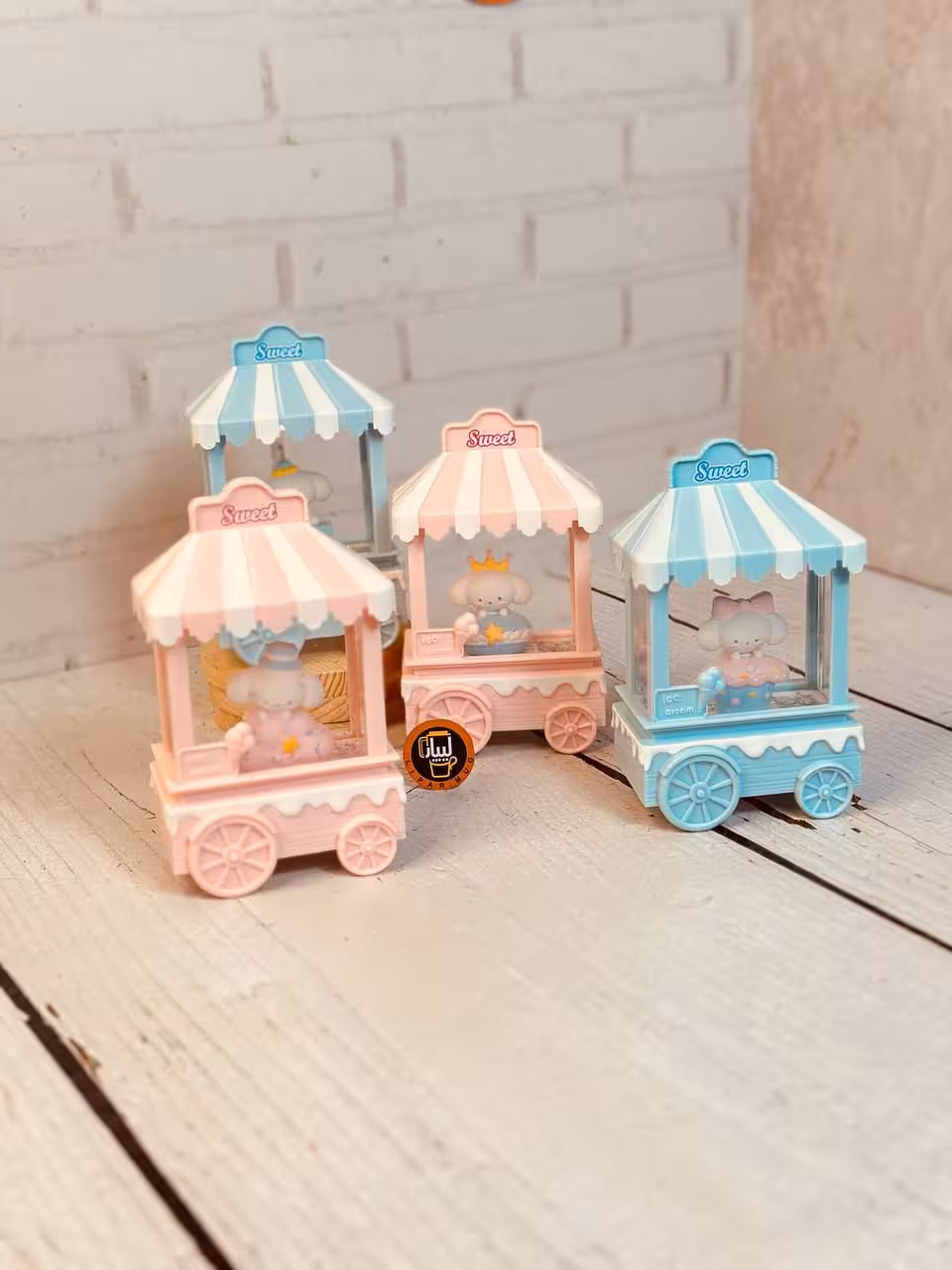 چراغ فانوس طرح كرومي و ملودي كد 4769