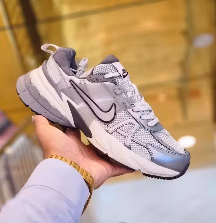 کتونی نایک وی تو کی V2K سایز 37 تا45/Nike V2k Run Year of the Dragon