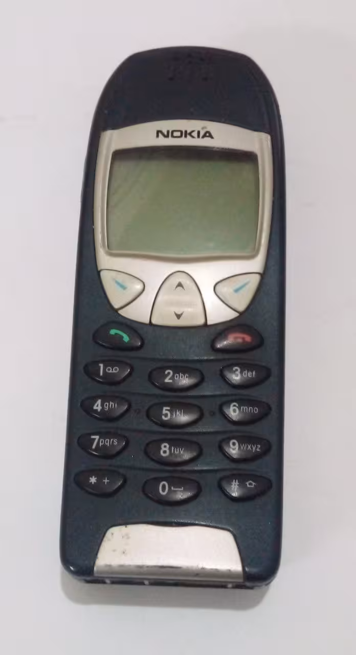 گوشی نوکیا NOKIA 6210 اصل اورجینال سالم و روشن