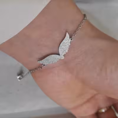 دستبند بال فرشته پلاک دار استیل شن پاش کد 02 - رنگ ثابت ضد حساسیت