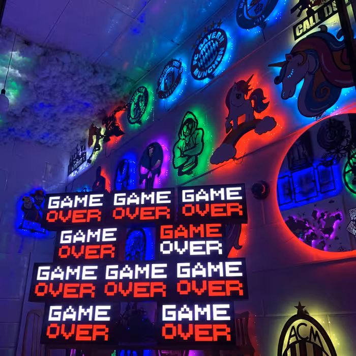 چراغ رومیزی مدل گیم اوور