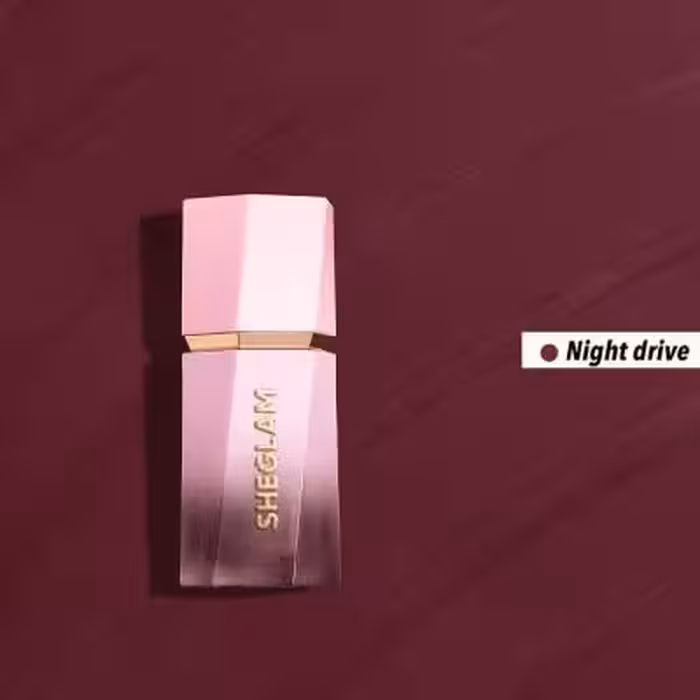 رژ گونه مایع رنگ بنفش تیره نایت درایو night drive شیگلم مناسب میکاپ