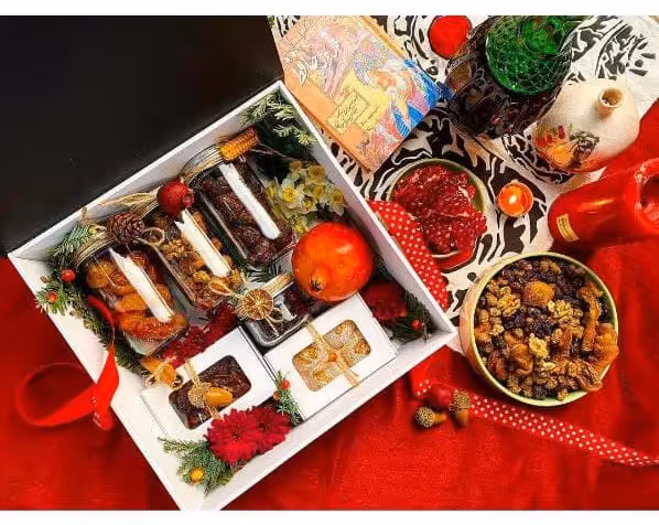 پک هدیه شب یلدا شماره y14