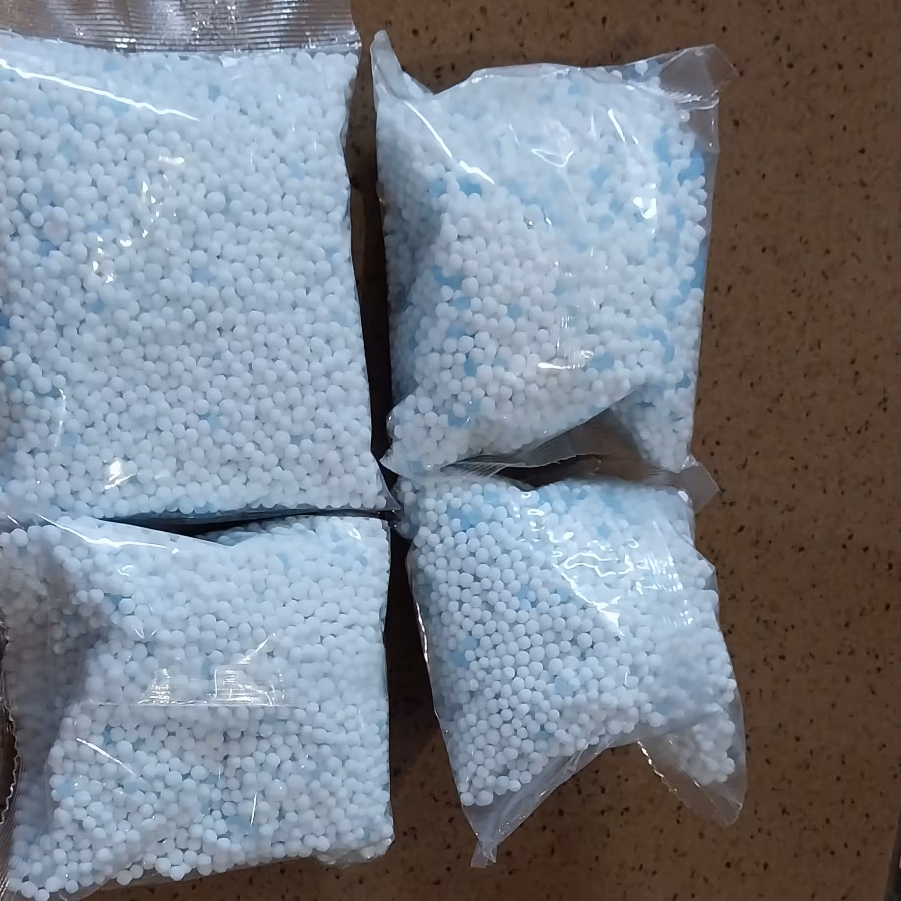 کلسیم کلراید کیسه مواد جعبه  رطوبت گیر پک 4 تایی